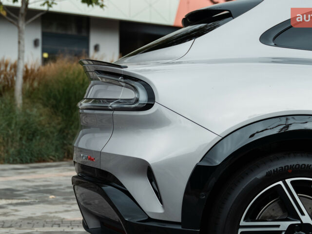 купить новое авто Xiaomi YU7 2025 года от официального дилера Автосалон ECODRIVE AUTO Київ Xiaomi фото