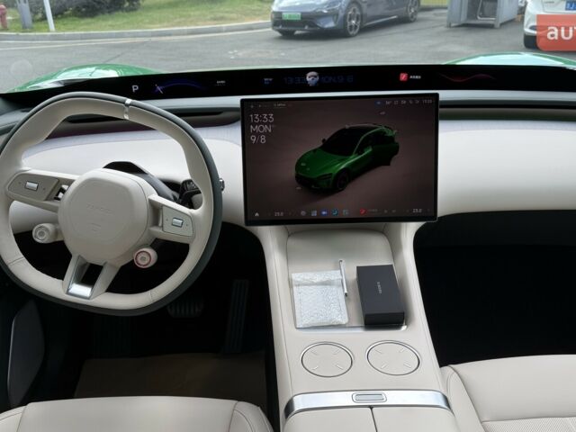 купити нове авто Xiaomi YU7 2025 року від офіційного дилера Максим Xiaomi фото