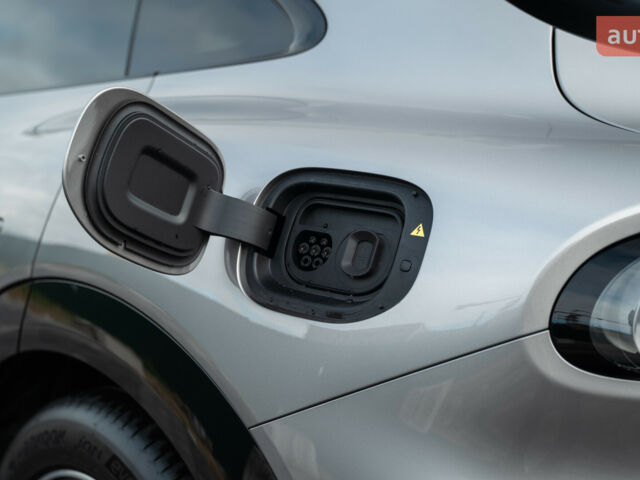 купить новое авто Xiaomi YU7 2025 года от официального дилера Автосалон ECODRIVE AUTO Київ Xiaomi фото