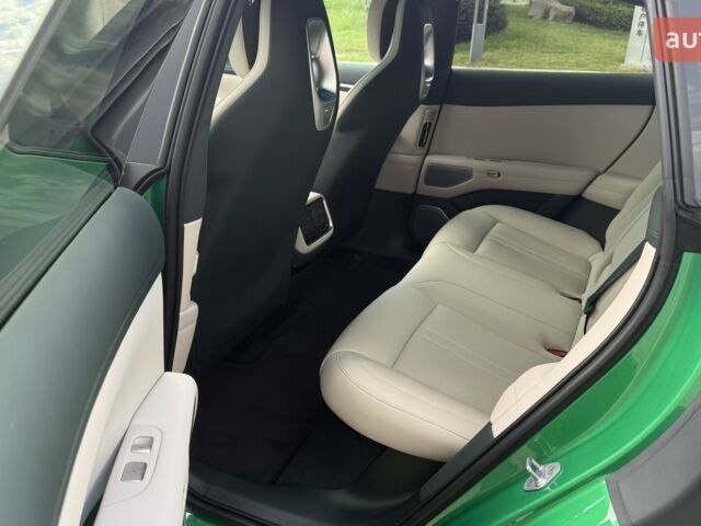 купити нове авто Xiaomi YU7 2025 року від офіційного дилера Максим Xiaomi фото