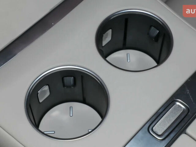 купити нове авто Xiaomi YU7 2025 року від офіційного дилера Автосалон ECODRIVE AUTO Київ Xiaomi фото