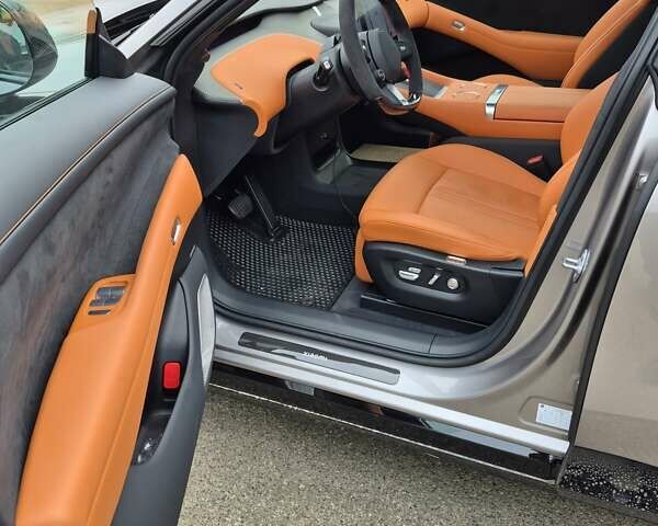 Сірий Xiaomi YU7, об'ємом двигуна 0 л та пробігом 1 тис. км за 61000 $, фото 11 на Automoto.ua