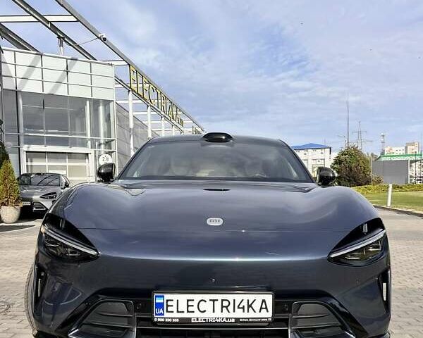 Синий Xiaomi YU7, объемом двигателя 0 л и пробегом 1 тыс. км за 65800 $, фото 1 на Automoto.ua