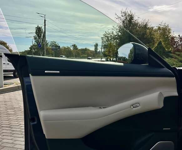 Синий Xiaomi YU7, объемом двигателя 0 л и пробегом 1 тыс. км за 65800 $, фото 10 на Automoto.ua