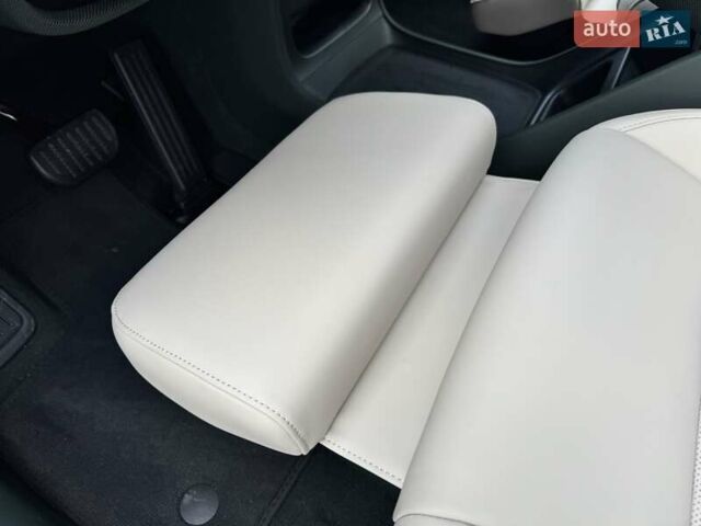 Синій Xiaomi YU7, об'ємом двигуна 0 л та пробігом 1 тис. км за 59999 $, фото 82 на Automoto.ua