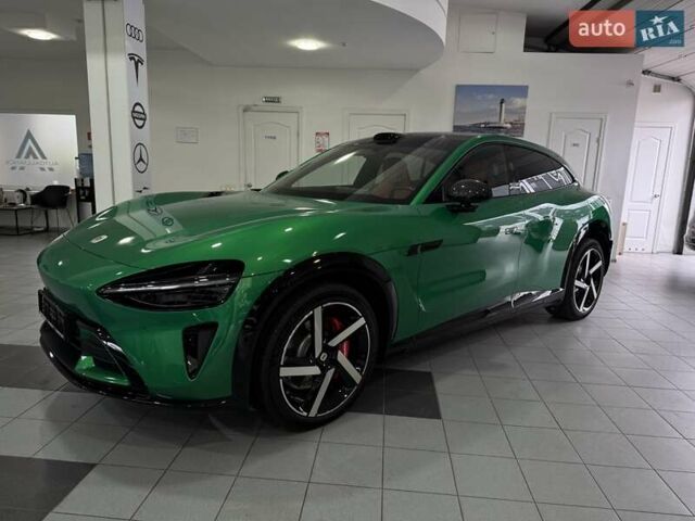 Зелений Xiaomi YU7, об'ємом двигуна 0 л та пробігом 1 тис. км за 64900 $, фото 9 на Automoto.ua