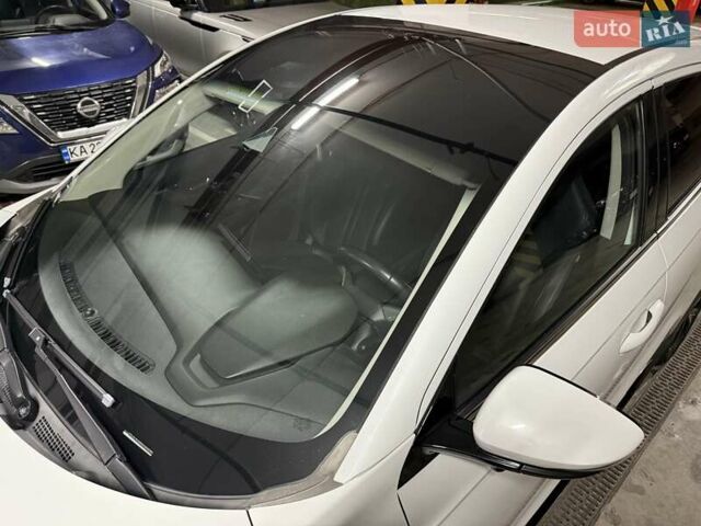 Білий Xpeng G3, об'ємом двигуна 0 л та пробігом 128 тис. км за 18500 $, фото 5 на Automoto.ua