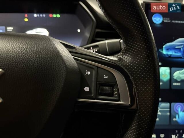 Білий Xpeng G3, об'ємом двигуна 0 л та пробігом 128 тис. км за 18500 $, фото 29 на Automoto.ua