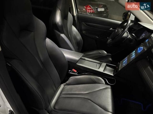 Білий Xpeng G3, об'ємом двигуна 0 л та пробігом 128 тис. км за 18500 $, фото 51 на Automoto.ua