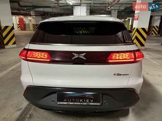 Білий Xpeng G3, об'ємом двигуна 0 л та пробігом 128 тис. км за 18500 $, фото 11 на Automoto.ua