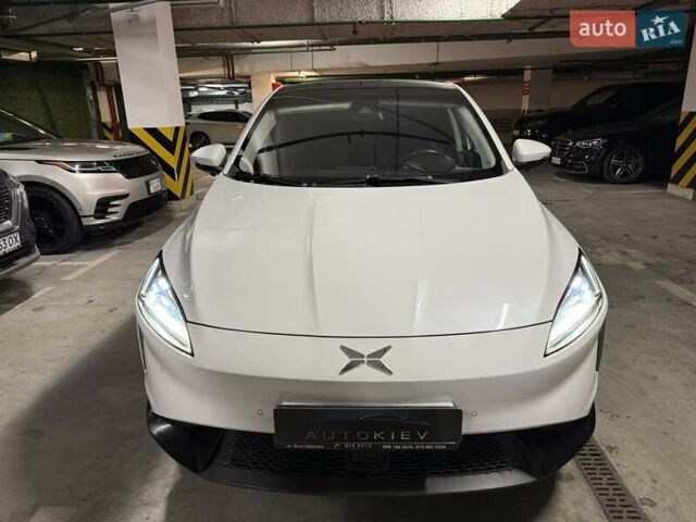 Білий Xpeng G3, об'ємом двигуна 0 л та пробігом 128 тис. км за 18500 $, фото 2 на Automoto.ua