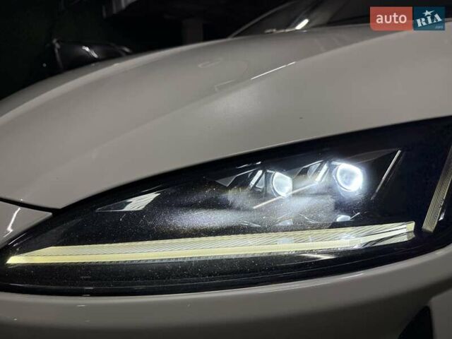 Білий Xpeng G3, об'ємом двигуна 0 л та пробігом 128 тис. км за 18500 $, фото 4 на Automoto.ua