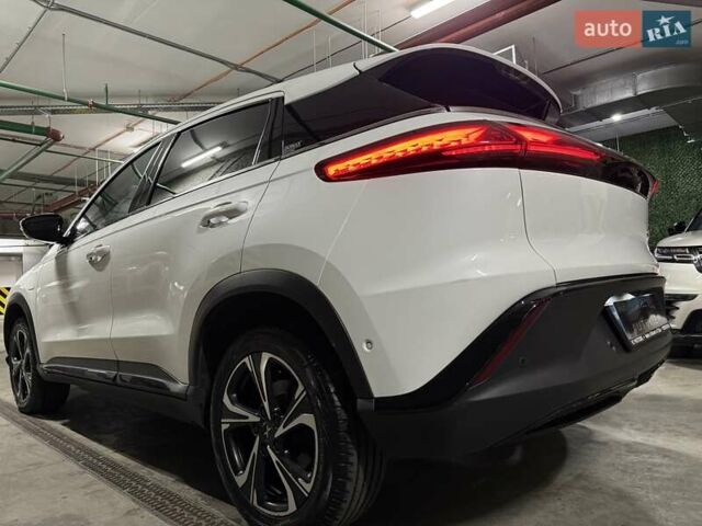 Білий Xpeng G3, об'ємом двигуна 0 л та пробігом 128 тис. км за 18500 $, фото 10 на Automoto.ua