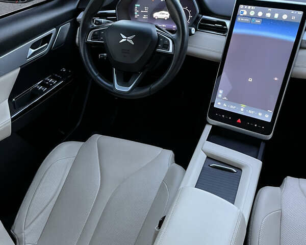 Серый Xpeng G3, объемом двигателя 0 л и пробегом 60 тыс. км за 19000 $, фото 4 на Automoto.ua