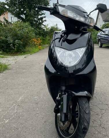Черный Yadea S-Way, объемом двигателя 0 л и пробегом 4 тыс. км за 964 $, фото 12 на Automoto.ua