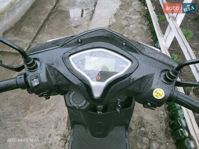 Черный Yadea S-Way, объемом двигателя 0 л и пробегом 1 тыс. км за 1111 $, фото 5 на Automoto.ua