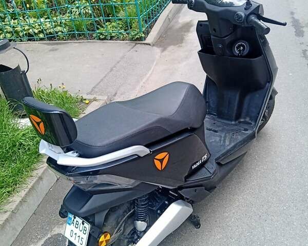 Yadea T5 2023 у Вінниці на Automoto.ua Yadea T5, об'ємом двигуна 0 л та пробігом 3 тис. км за 1300 $, фото 1 на Automoto.ua
