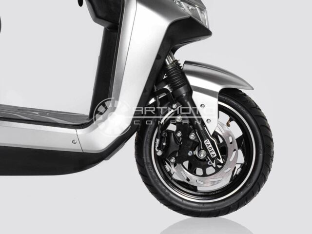 Yadea T9 2025 в Харькове на Automoto.ua Yadea T9, объемом двигателя 0 л и пробегом 0 тыс. км за 1780 $, фото 11 на Automoto.ua