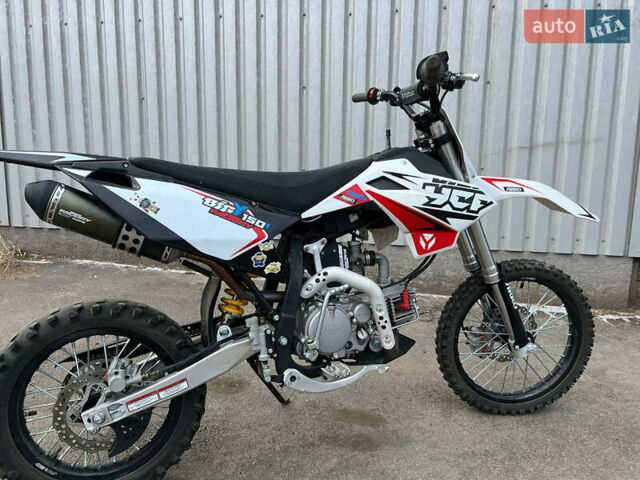 YCF 150 2024 в Днепре (Днепропетровске) на Automoto.ua YCF 150, объемом двигателя 0 л и пробегом 1 тыс. км за 2400 $, фото 2 на Automoto.ua
