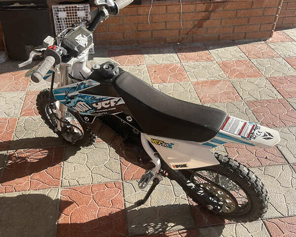 YCF 50E 2023 в Киеве на Automoto.ua YCF 50E, объемом двигателя 0 л и пробегом 500 тыс. км за 1206 $, фото 5 на Automoto.ua