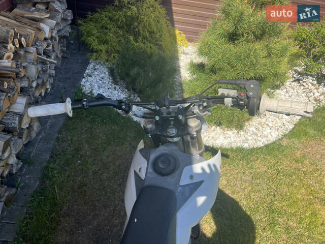 Белый YCF Bigy, объемом двигателя 0.2 л и пробегом 1 тыс. км за 1500 $, фото 2 на Automoto.ua