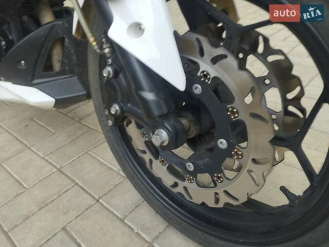 Белый Yokomoto HT 250T-3, объемом двигателя 0 л и пробегом 9 тыс. км за 1500 $, фото 2 на Automoto.ua