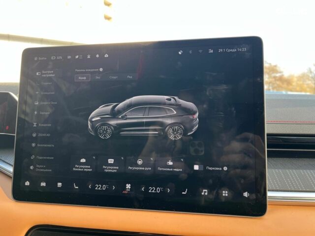 Белый Zeekr 001, объемом двигателя 0 л и пробегом 41 тыс. км за 36690 $, фото 46 на Automoto.ua