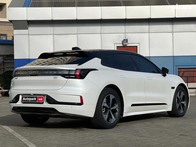 Белый Zeekr 001, объемом двигателя 0 л и пробегом 41 тыс. км за 36690 $, фото 8 на Automoto.ua