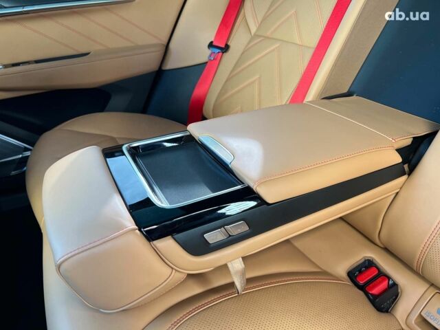 Белый Zeekr 001, объемом двигателя 0 л и пробегом 41 тыс. км за 36690 $, фото 24 на Automoto.ua