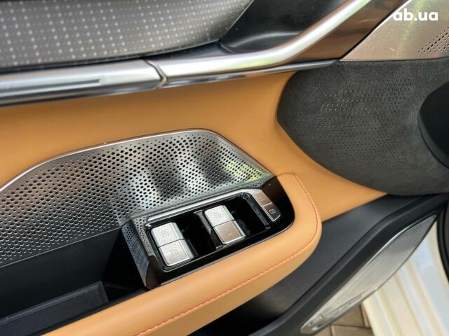Белый Zeekr 001, объемом двигателя 0 л и пробегом 41 тыс. км за 36690 $, фото 39 на Automoto.ua