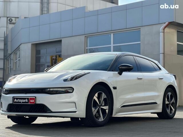 Белый Zeekr 001, объемом двигателя 0 л и пробегом 41 тыс. км за 36690 $, фото 55 на Automoto.ua