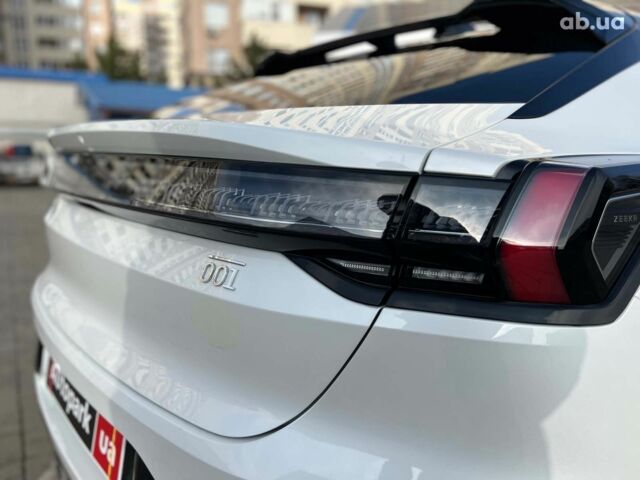 Белый Zeekr 001, объемом двигателя 0 л и пробегом 41 тыс. км за 36690 $, фото 12 на Automoto.ua