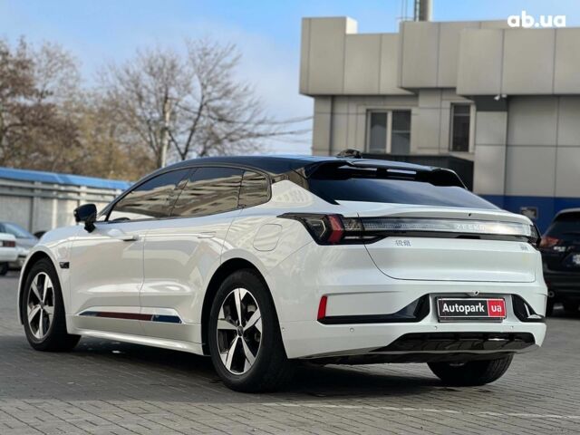 Белый Zeekr 001, объемом двигателя 0 л и пробегом 41 тыс. км за 36690 $, фото 10 на Automoto.ua