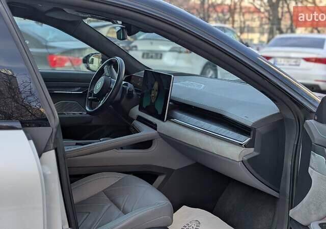 Білий Zeekr 001, об'ємом двигуна 0 л та пробігом 34 тис. км за 33399 $, фото 1 на Automoto.ua