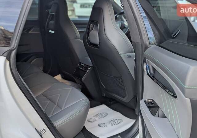 Білий Zeekr 001, об'ємом двигуна 0 л та пробігом 34 тис. км за 33399 $, фото 3 на Automoto.ua
