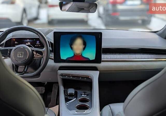 Білий Zeekr 001, об'ємом двигуна 0 л та пробігом 34 тис. км за 33399 $, фото 11 на Automoto.ua