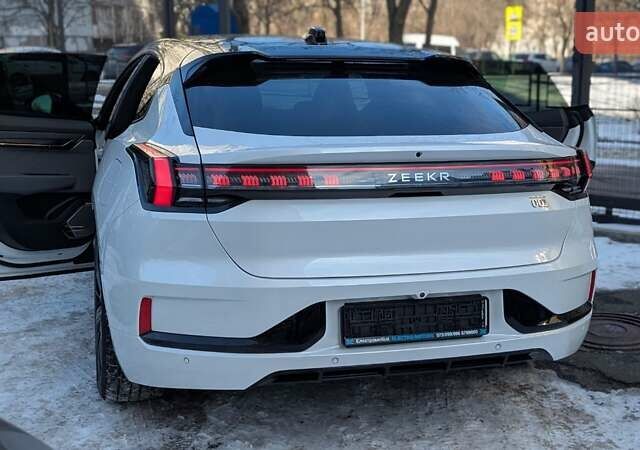 Білий Zeekr 001, об'ємом двигуна 0 л та пробігом 34 тис. км за 33399 $, фото 10 на Automoto.ua