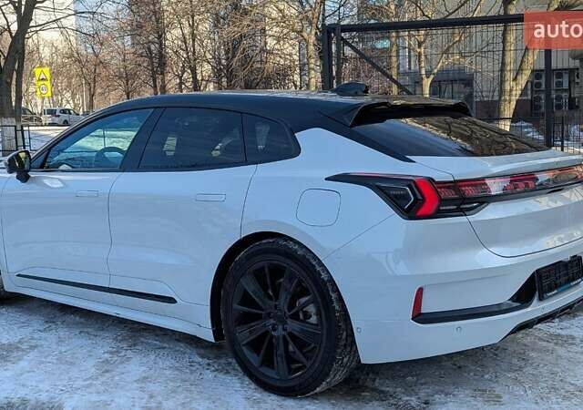 Білий Zeekr 001, об'ємом двигуна 0 л та пробігом 34 тис. км за 33399 $, фото 5 на Automoto.ua