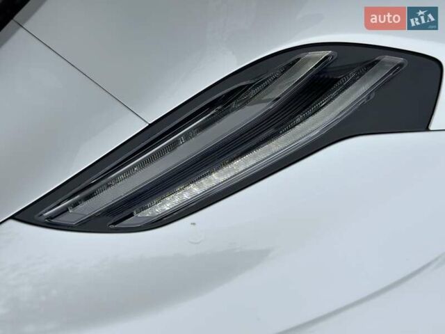 Белый Zeekr 001, объемом двигателя 0 л и пробегом 52 тыс. км за 42990 $, фото 4 на Automoto.ua
