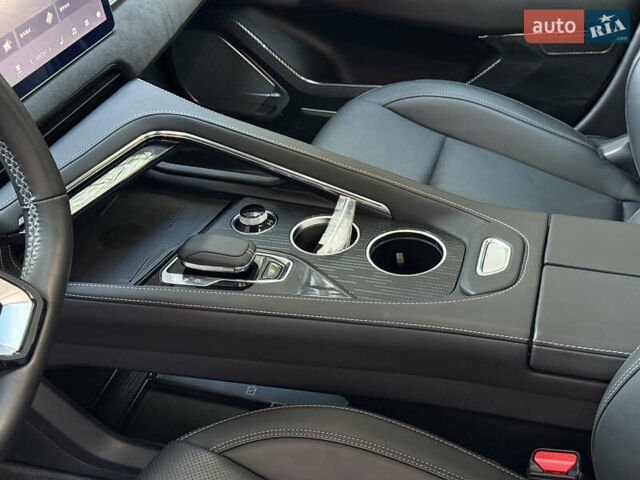 Білий Zeekr 001, об'ємом двигуна 0 л та пробігом 34 тис. км за 32800 $, фото 7 на Automoto.ua