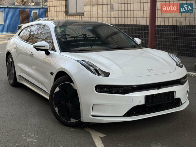 Білий Zeekr 001, об'ємом двигуна 0 л та пробігом 34 тис. км за 32800 $, фото 1 на Automoto.ua