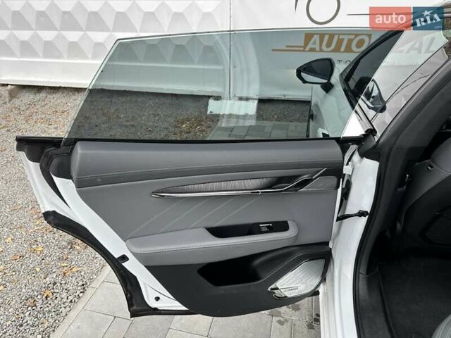 Белый Zeekr 001, объемом двигателя 0 л и пробегом 52 тыс. км за 42990 $, фото 32 на Automoto.ua