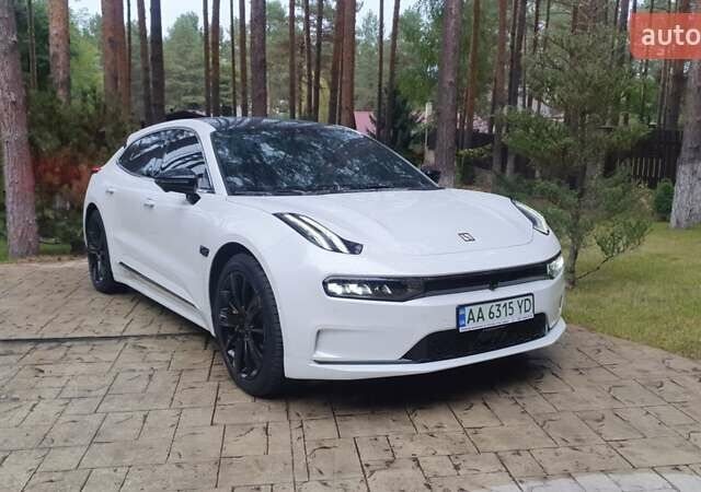 Білий Zeekr 001, об'ємом двигуна 0 л та пробігом 59 тис. км за 32400 $, фото 6 на Automoto.ua