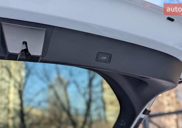 Білий Zeekr 001, об'ємом двигуна 0 л та пробігом 34 тис. км за 33399 $, фото 16 на Automoto.ua