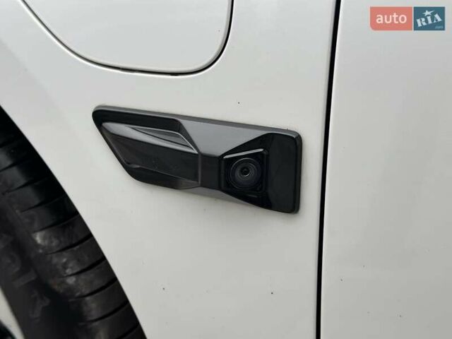 Белый Zeekr 001, объемом двигателя 0 л и пробегом 52 тыс. км за 42990 $, фото 7 на Automoto.ua