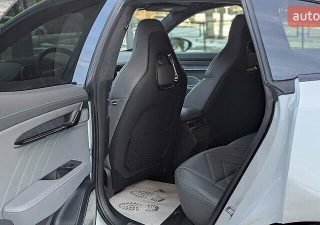 Білий Zeekr 001, об'ємом двигуна 0 л та пробігом 34 тис. км за 33399 $, фото 64 на Automoto.ua