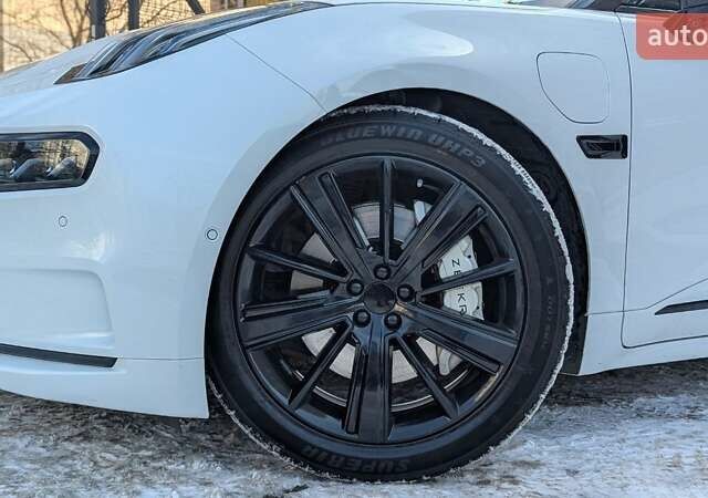 Білий Zeekr 001, об'ємом двигуна 0 л та пробігом 34 тис. км за 33399 $, фото 4 на Automoto.ua