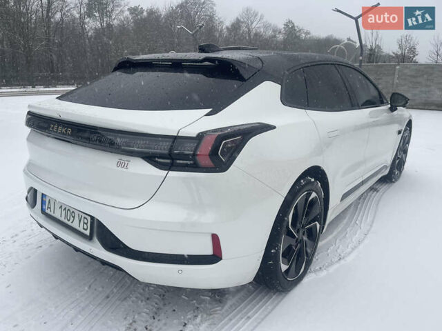 Белый Zeekr 001, объемом двигателя 0 л и пробегом 26 тыс. км за 36500 $, фото 3 на Automoto.ua