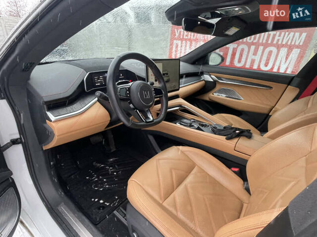 Белый Zeekr 001, объемом двигателя 0 л и пробегом 26 тыс. км за 36500 $, фото 7 на Automoto.ua