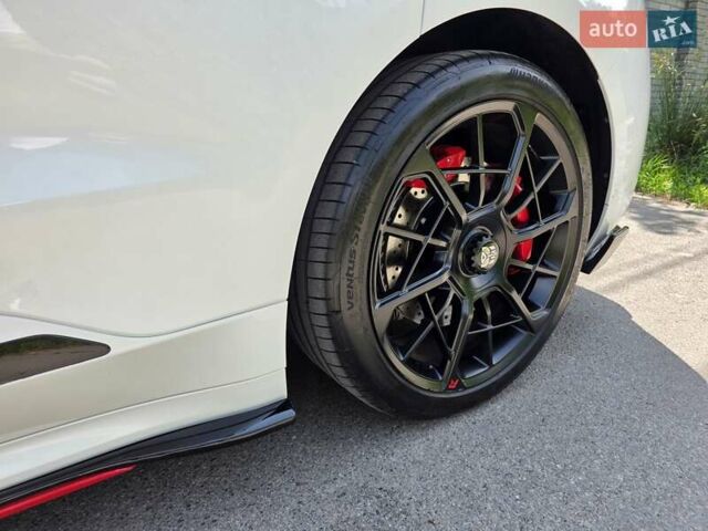 Білий Zeekr 001, об'ємом двигуна 0 л та пробігом 14 тис. км за 53800 $, фото 1 на Automoto.ua